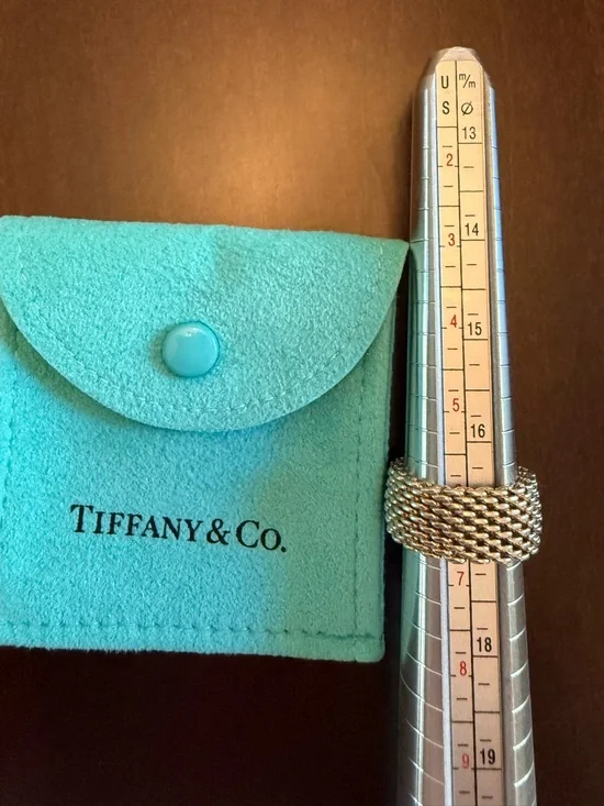 Tiffany & Co. Silver 925 Mesh Ring and Signature Pouch Size 6 - Picture 7 of 8